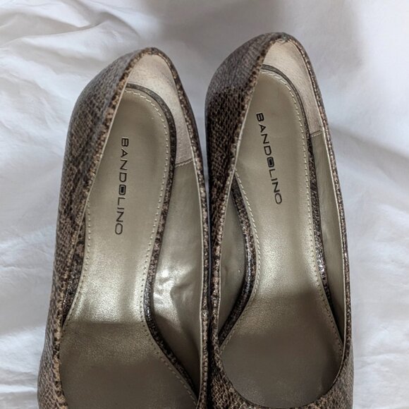 BANDOLINO Courteous Lizard Pumps Women's Size 7.5 - Picture 4 of 6